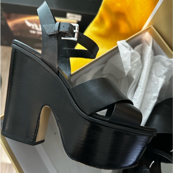 Michael Kors Black Divia Wedge Leather shoe, in a size 8.5. - Picture 2 of 9